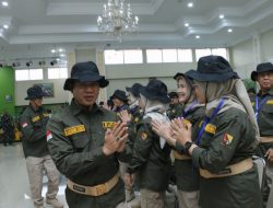 Update Pengetahuan dan Keterampilan SDM, Bupati Kang DS Lepas Peserta Retret ASN Gelombang Pertama