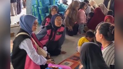 DP3AKB Jabar Beri Trauma Healing Warga Terdampak Longsor KBB