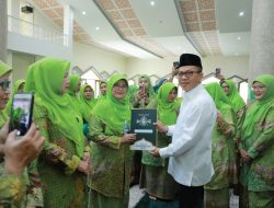 Bupati Bandung Minta Muslimat Turut Aktif Jadi Penggerak Program Pembangunan Perempuan dan Anak