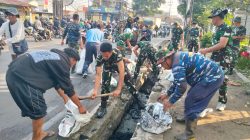Gotong Royong Bersama Masyarakat, Lanud Sulaiman Gelar Karya Bakti Skala Besar